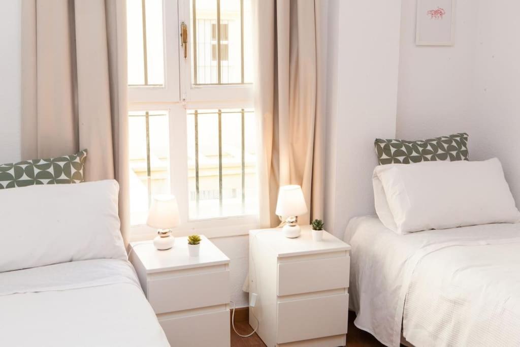 Zona 1 Santa Cruz Parking Privado Apartment Sevilla Bagian luar foto