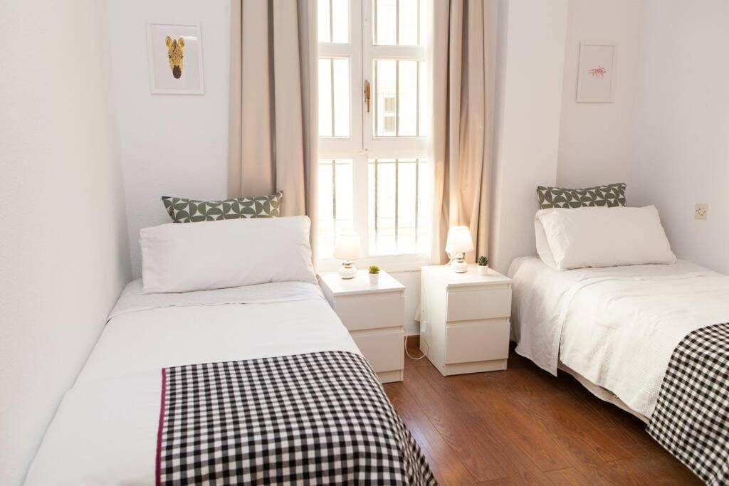 Zona 1 Santa Cruz Parking Privado Apartment Sevilla Bagian luar foto