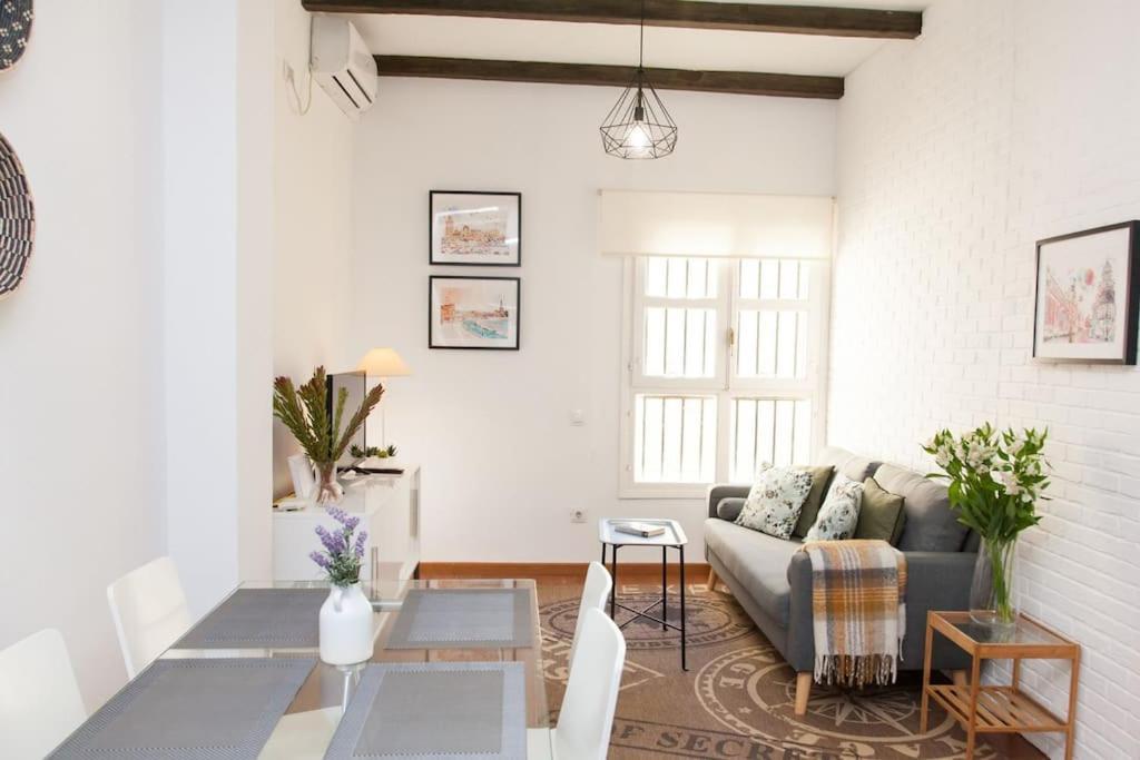 Zona 1 Santa Cruz Parking Privado Apartment Sevilla Bagian luar foto